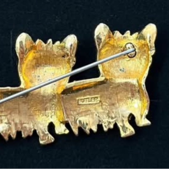 Vintage “Butler” dog brooch. Stamped. - Picture 3 of 3